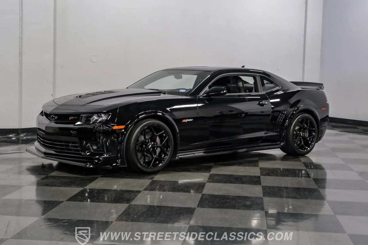 2015 Chevrolet Camaro Z28 - Thumbnail 6