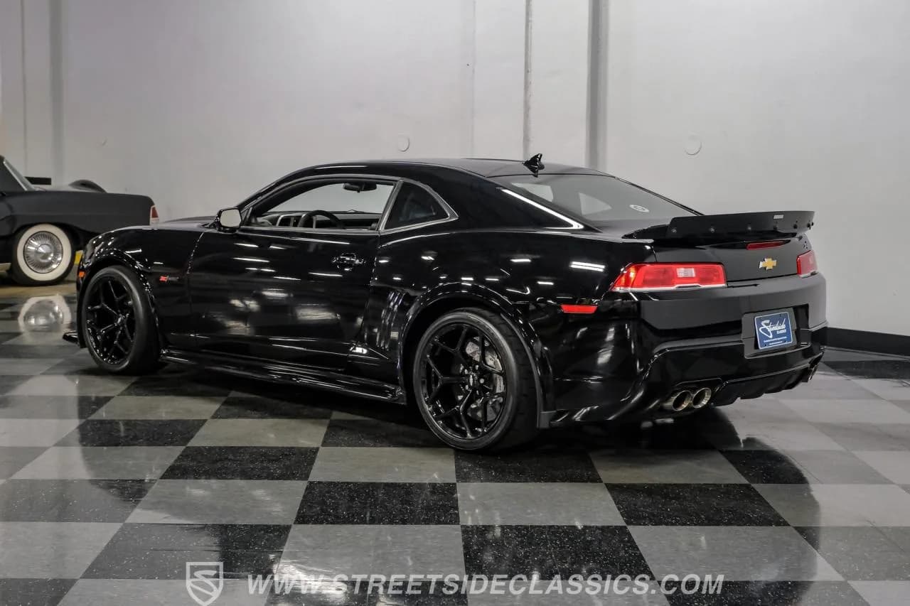 2015 Chevrolet Camaro Z28 - Thumbnail 8