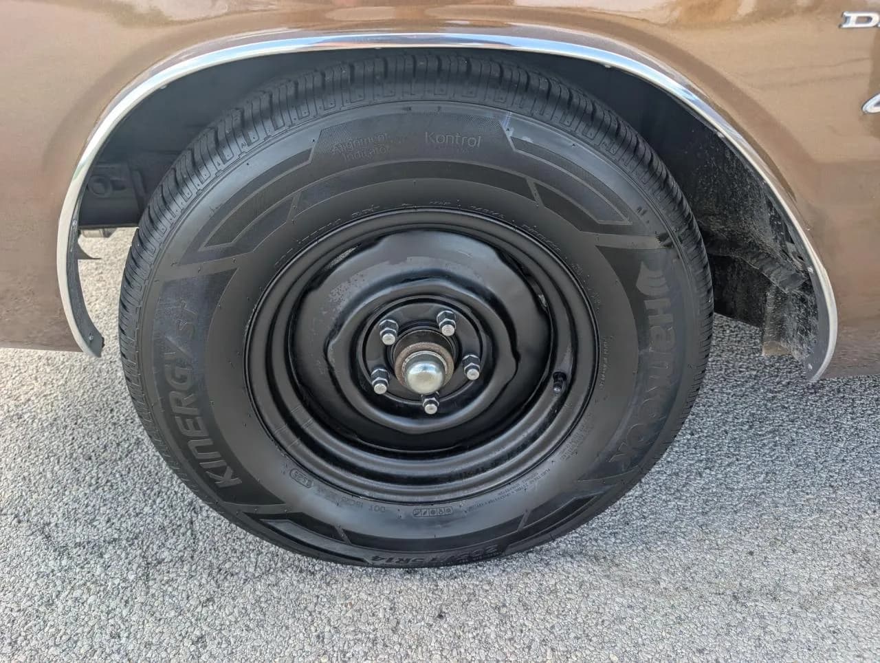 1974 Dodge DART SWINGER - Thumbnail 4