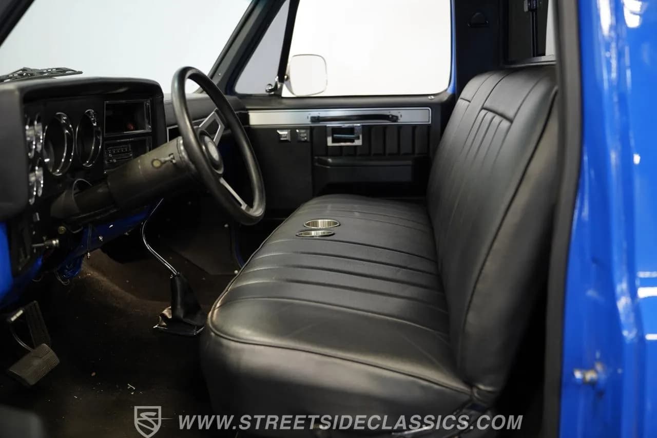 1983 Chevrolet C10 - Thumbnail 3