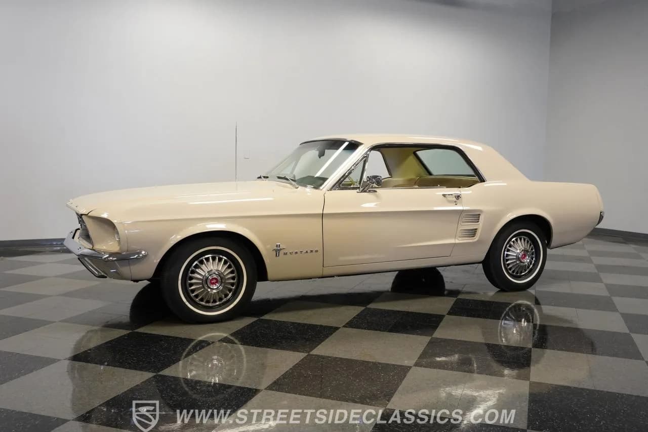 1967 Ford Mustang Coupe - Thumbnail 7
