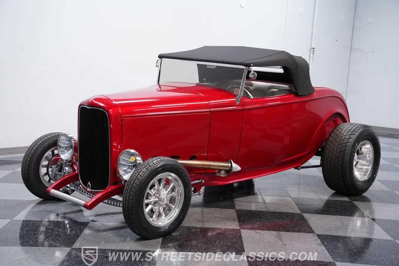 1932 Ford Roadster - Thumbnail 6