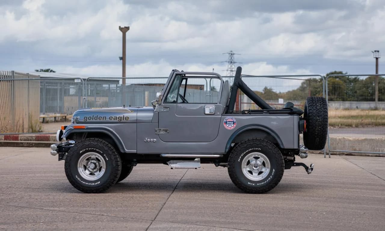 1982 Jeep Renegade - Thumbnail 2