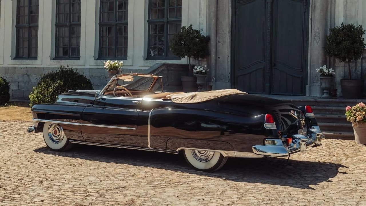 1951 Cadillac Series 62 Convertible ex-King Baudouin of Belgium - Thumbnail 3