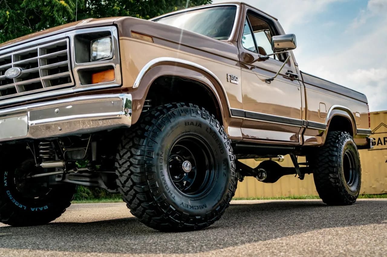 1986 Ford F-150 - Thumbnail 4