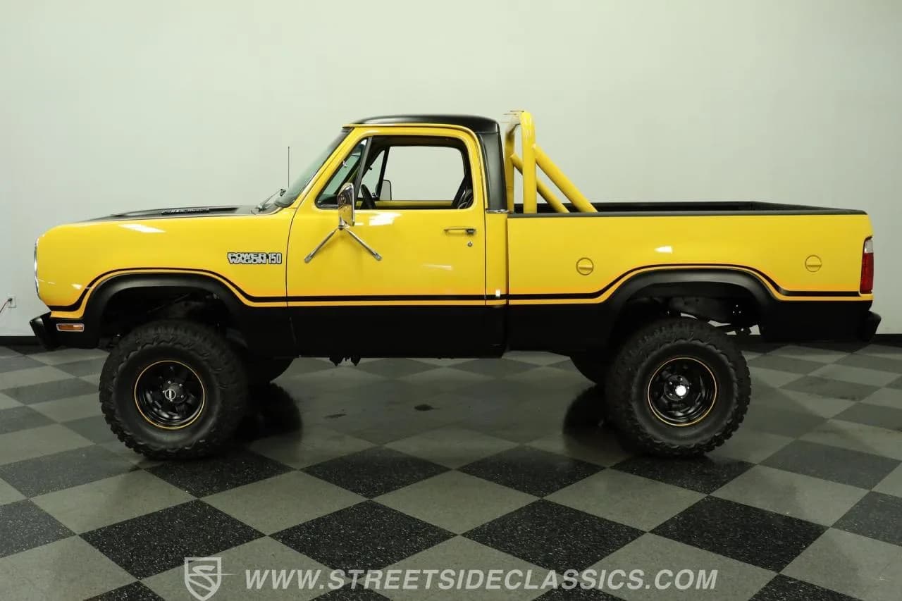 1978 Dodge W150 Macho Power Wagon 4x4 - Thumbnail 2