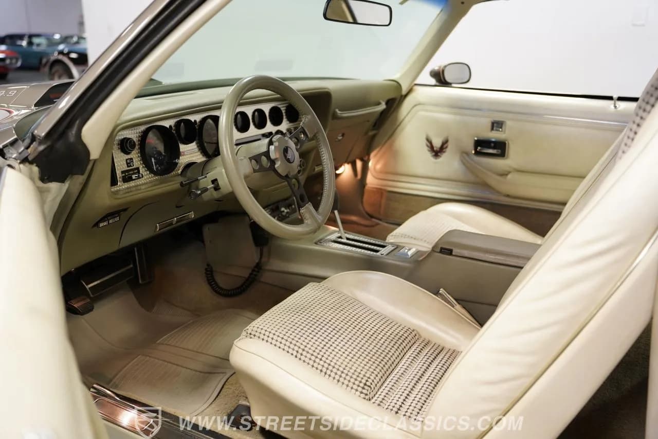 1980 Pontiac Firebird Trans Am Turbo Pace Car - Thumbnail 4