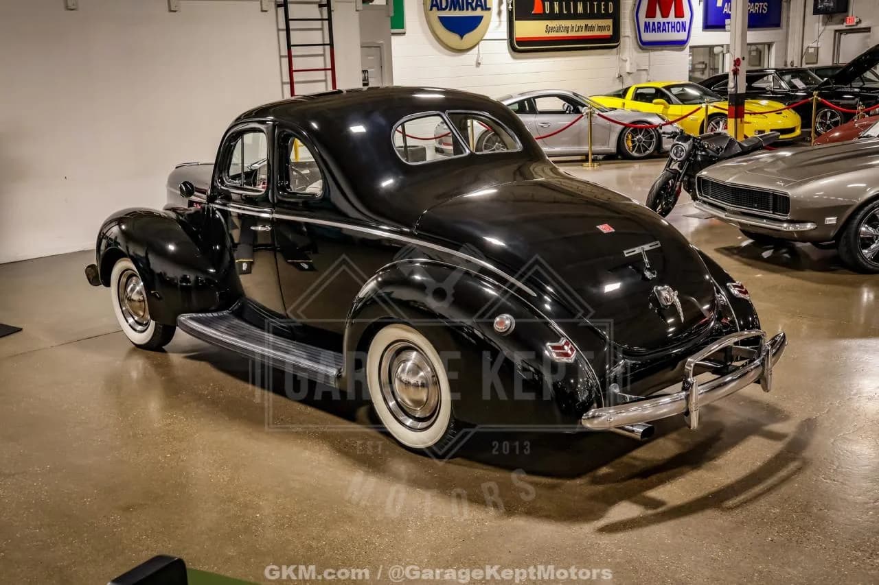 1940 Ford Deluxe - Thumbnail 6