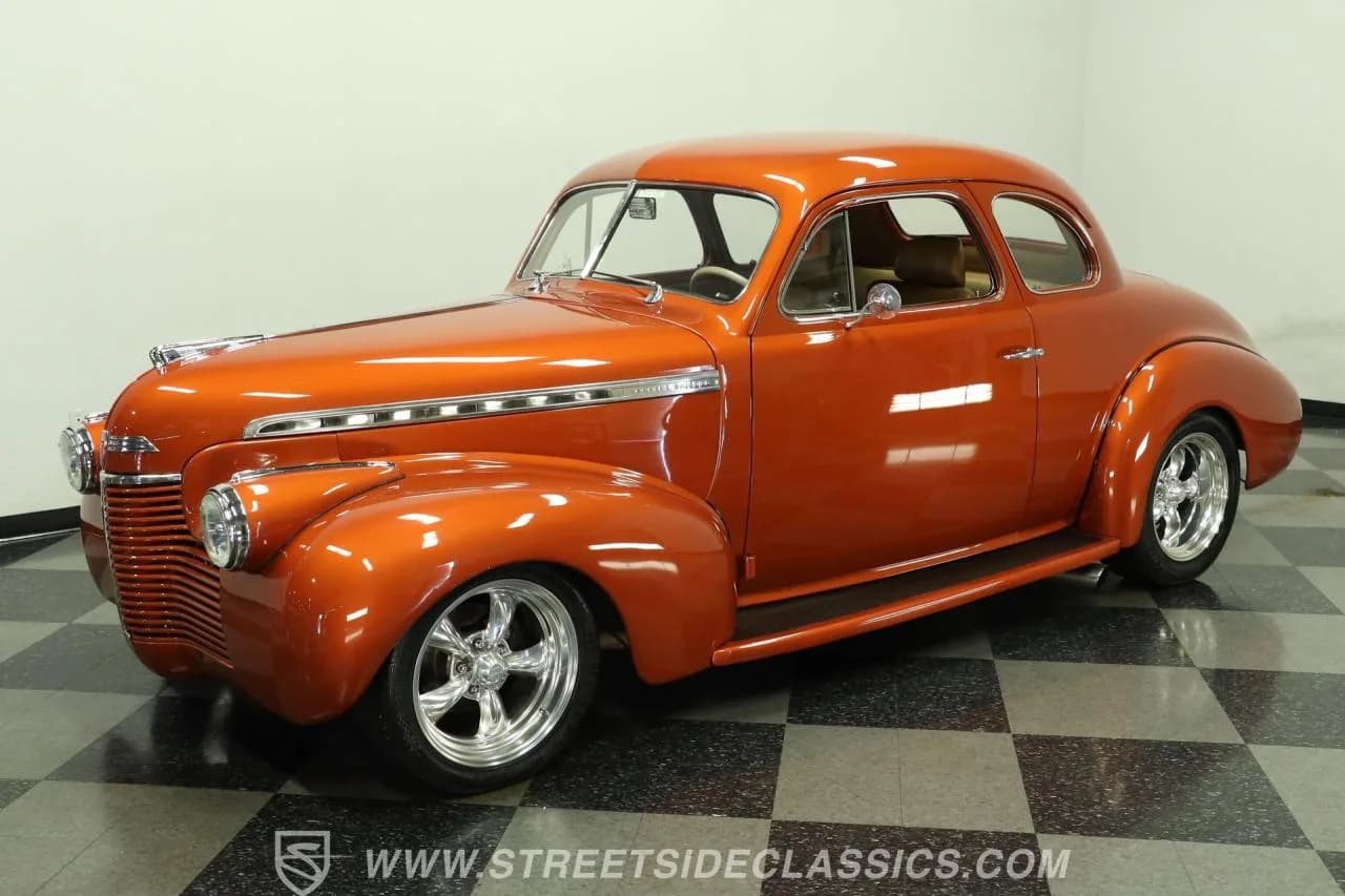 1940 Chevrolet Super Deluxe Business Coupe Restomod - Thumbnail 6