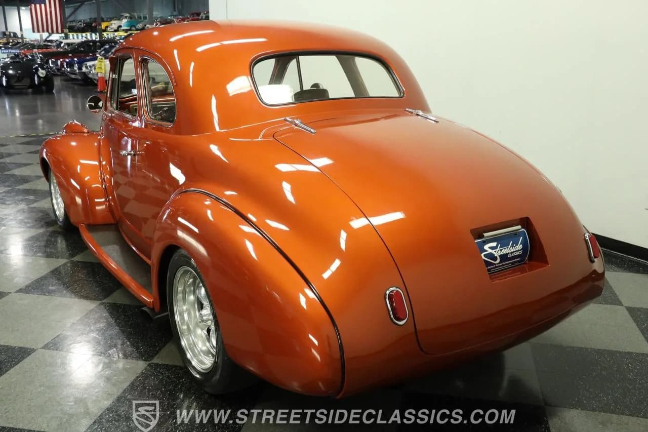 1940 Chevrolet Super Deluxe Business Coupe Restomod - Thumbnail 8