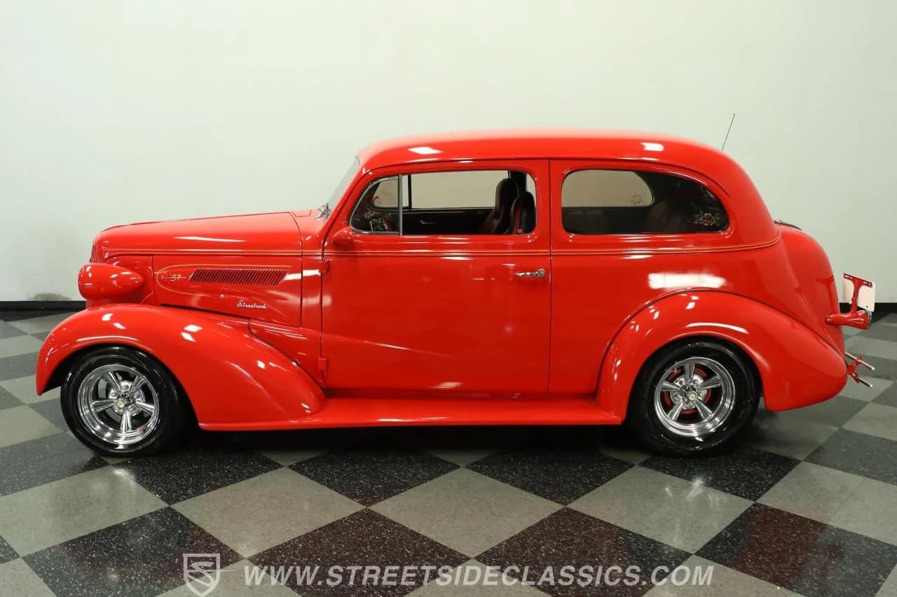 1937 Chevrolet Sedan Street Rod Supercharged - Thumbnail 2