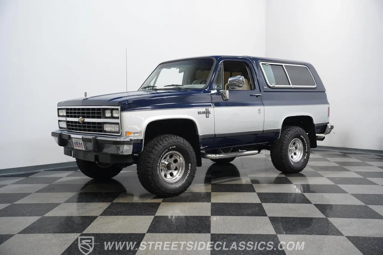 1991 Chevrolet Blazer K5 4X4 Silverado - Thumbnail 6