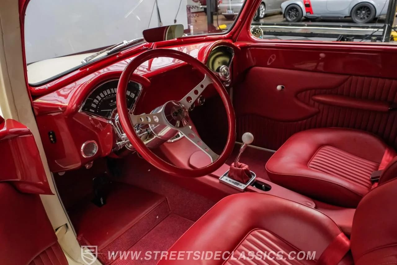 1939 Chevrolet Master Deluxe Restomod - Thumbnail 4