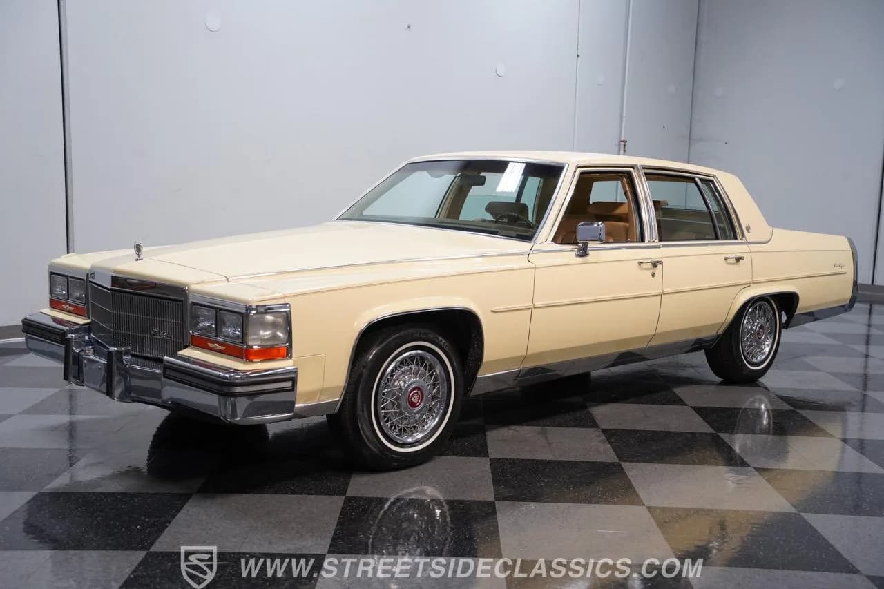 1986 Cadillac Fleetwood Brougham - Thumbnail 6