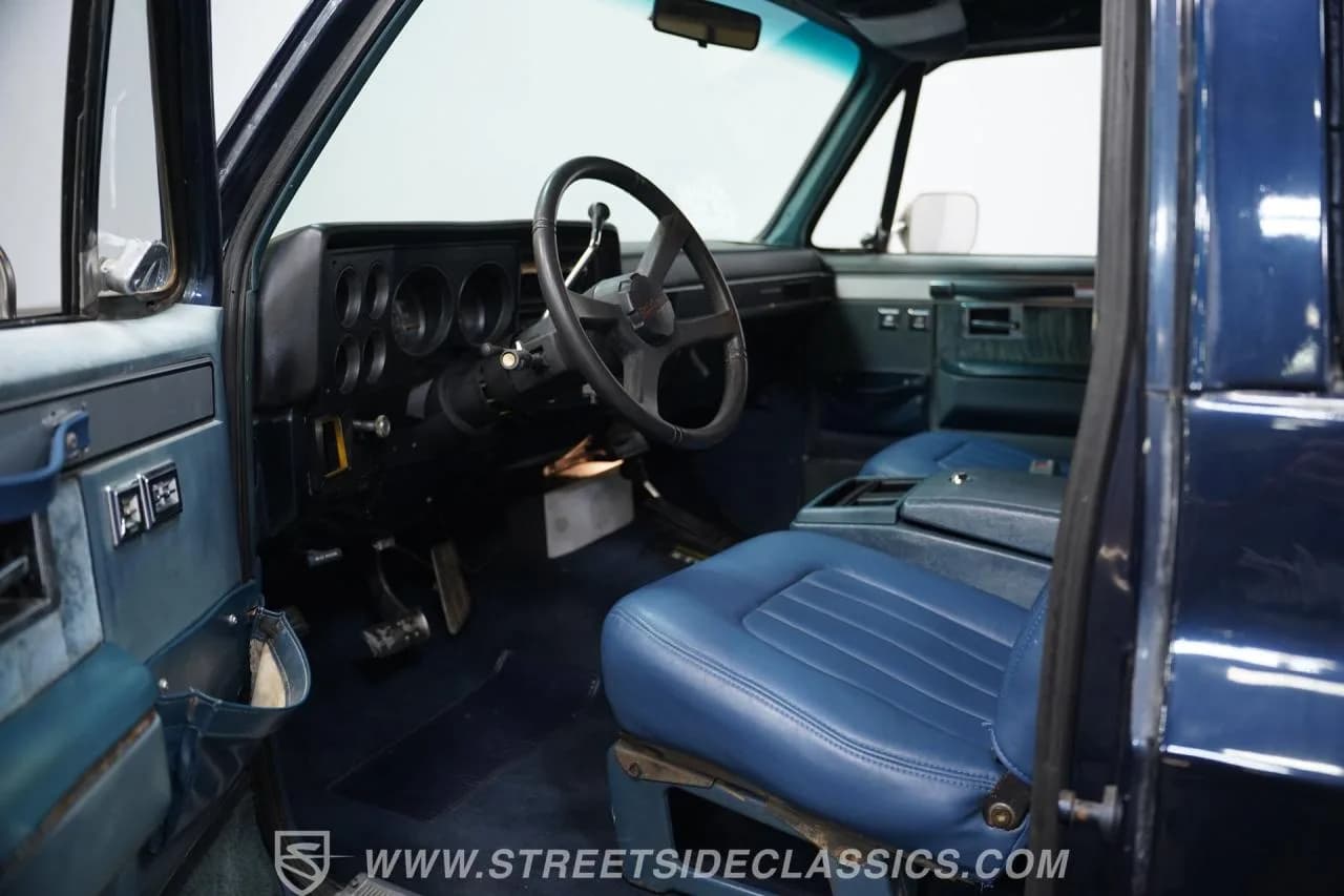 1991 Chevrolet Blazer 4X4 - Thumbnail 4