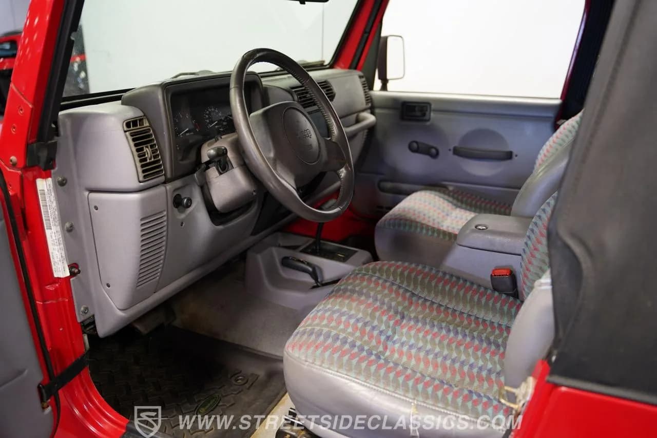 1997 Jeep Wrangler Sport 4x4 - Thumbnail 4