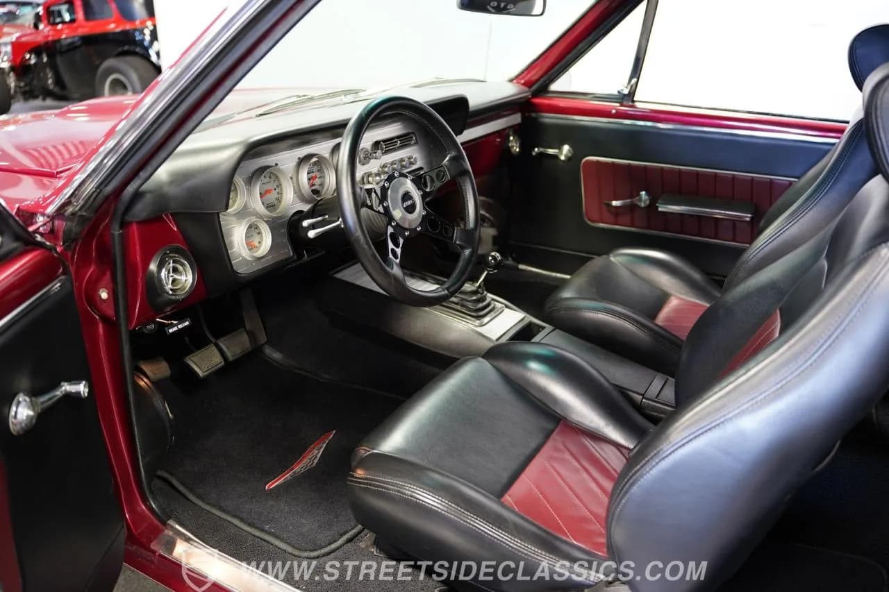 1966 Pontiac GTO Restomod - Thumbnail 4