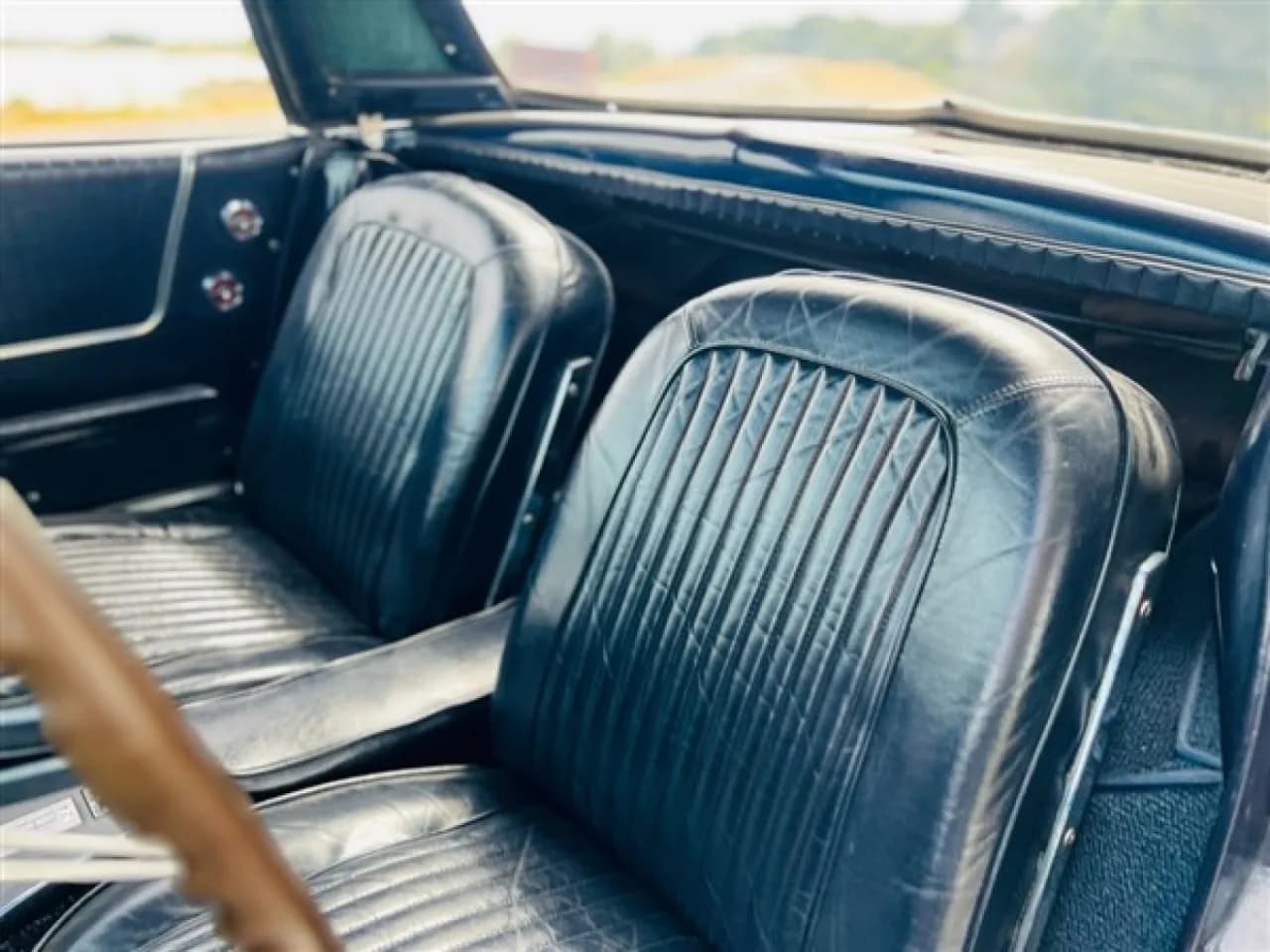 1964 Chevrolet Corvette C2 Convertible - Thumbnail 7
