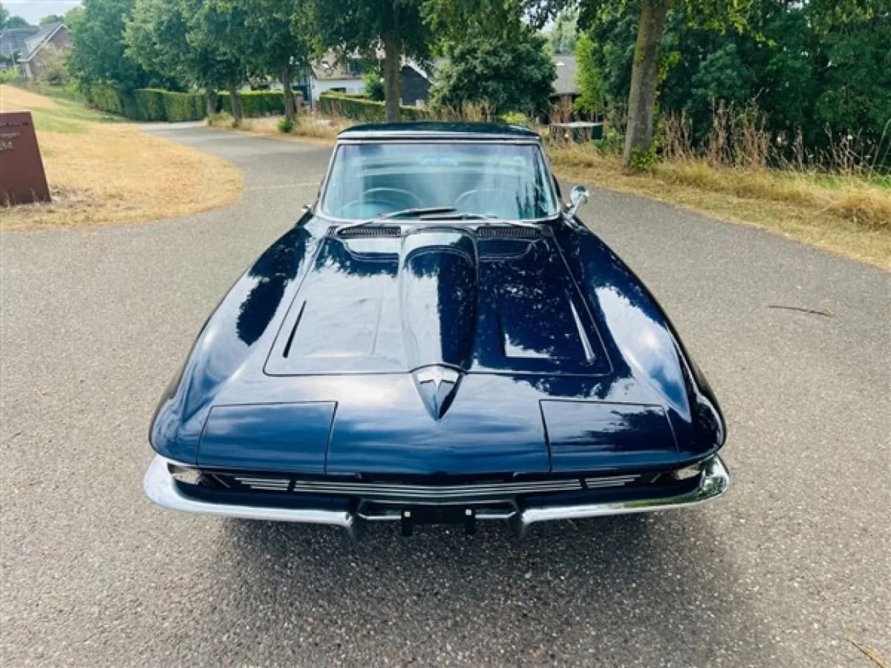 1964 Chevrolet Corvette C2 Convertible - Thumbnail 3