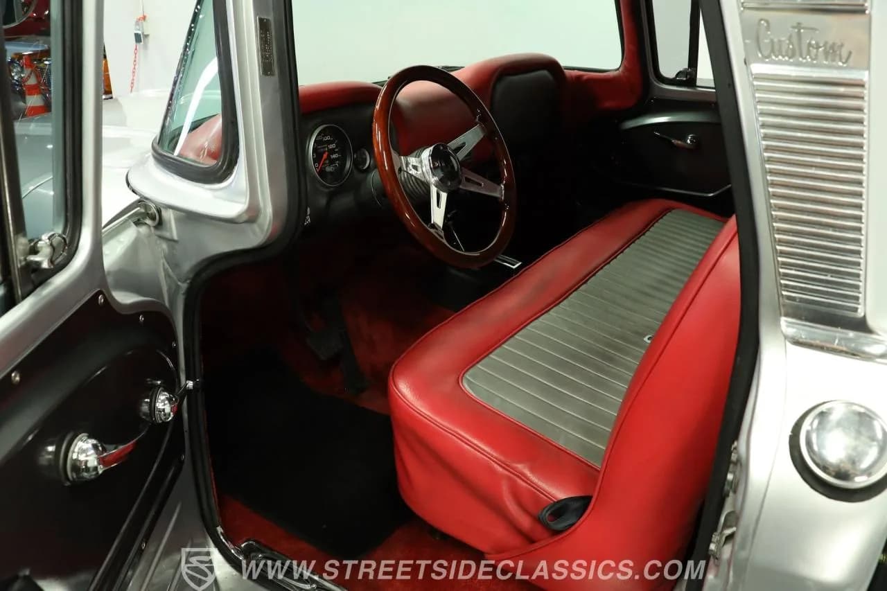 1962 Chevrolet c10 Stepside - Thumbnail 4