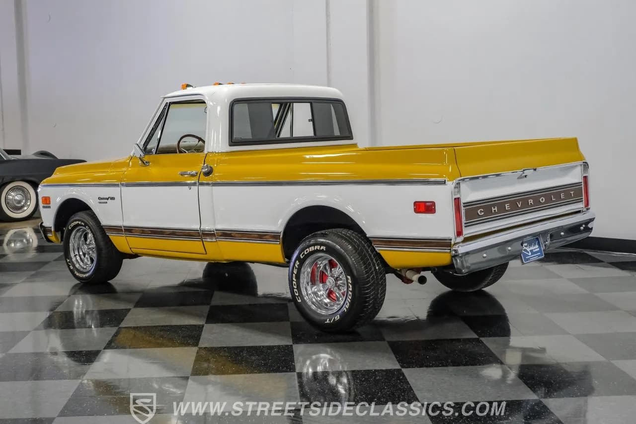 1972 Chevrolet C10 Custom Deluxe - Thumbnail 8