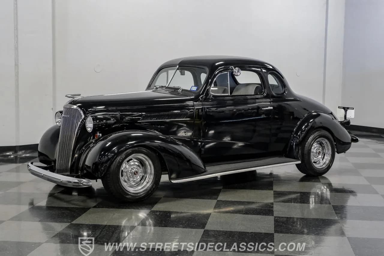 1937 Chevrolet Master Deluxe Business Coupe - Thumbnail 6
