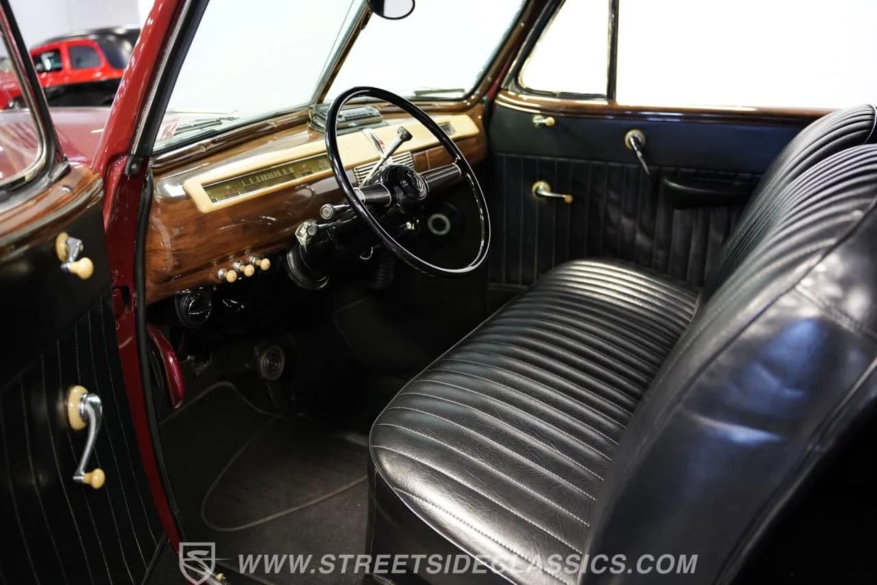 1941 Ford Super Deluxe Convertible - Thumbnail 4