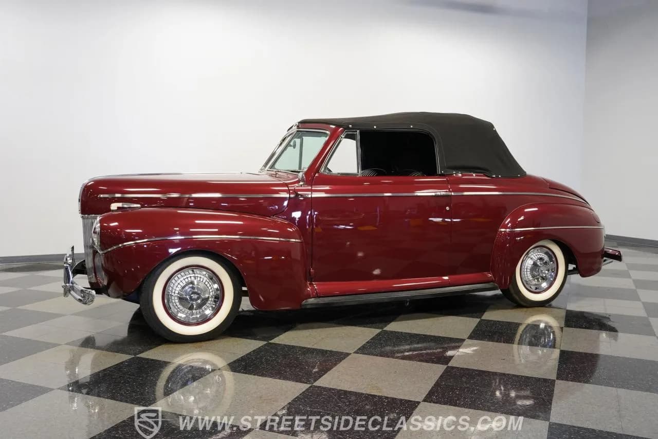 1941 Ford Super Deluxe Convertible - Thumbnail 7