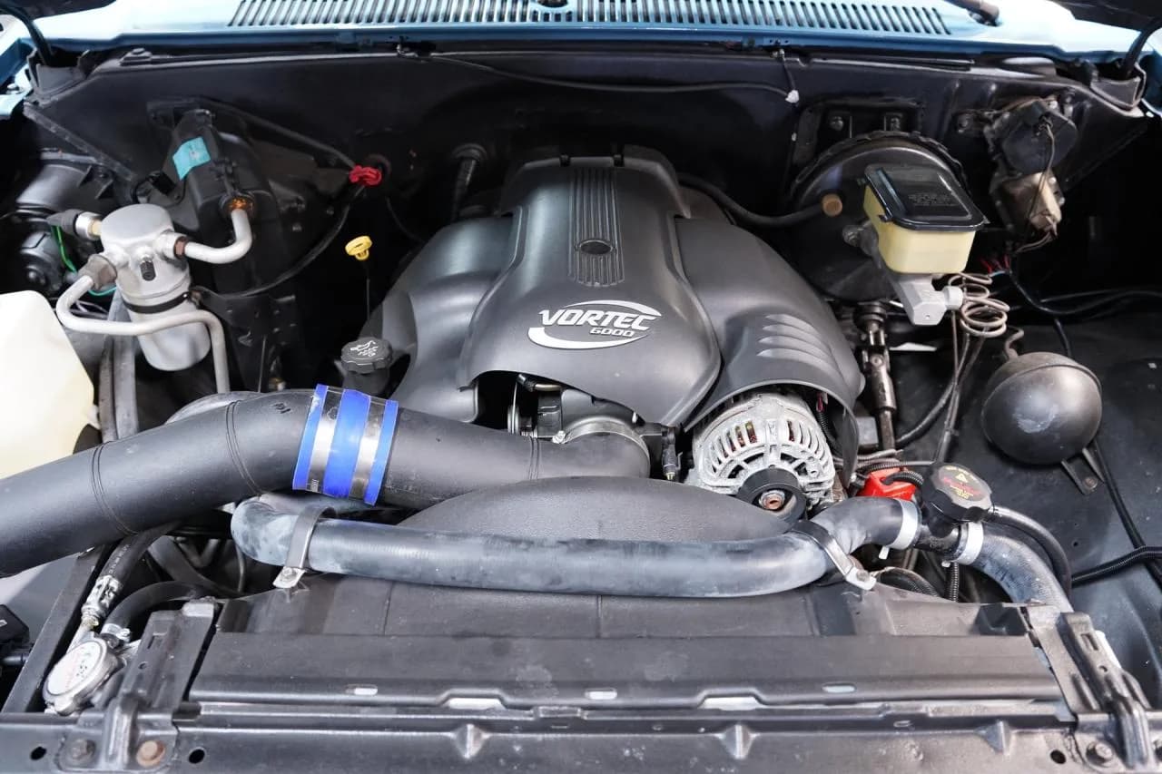 1985 Chevrolet C10 Stepside LS Restomod - Thumbnail 3