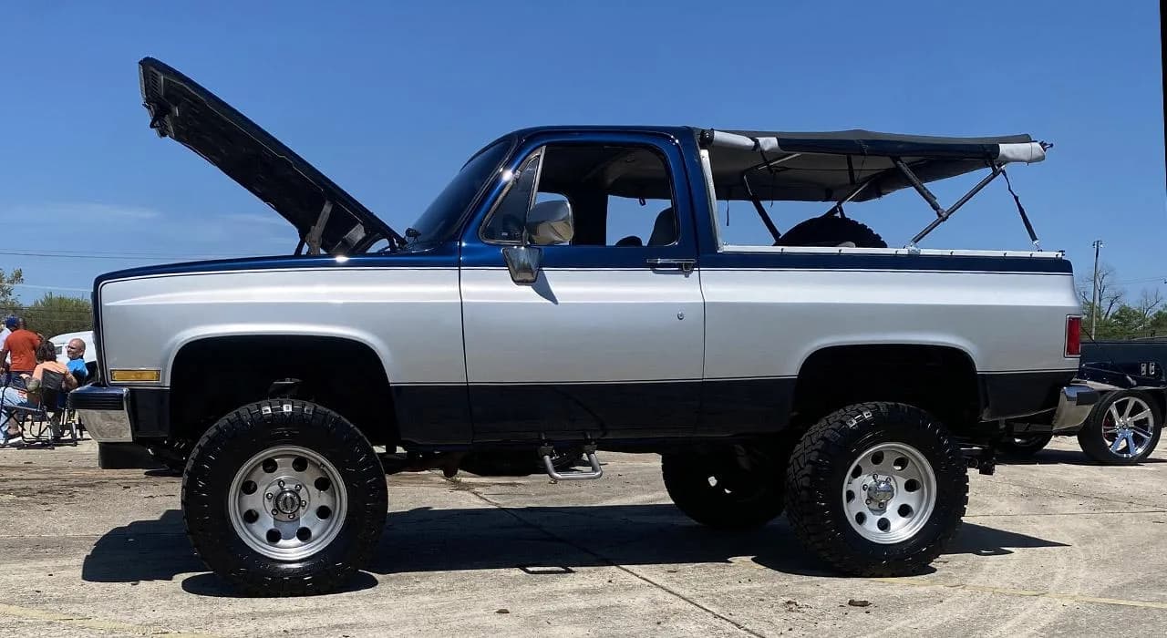 1989 Chevrolet K5 Blazer - Thumbnail 7