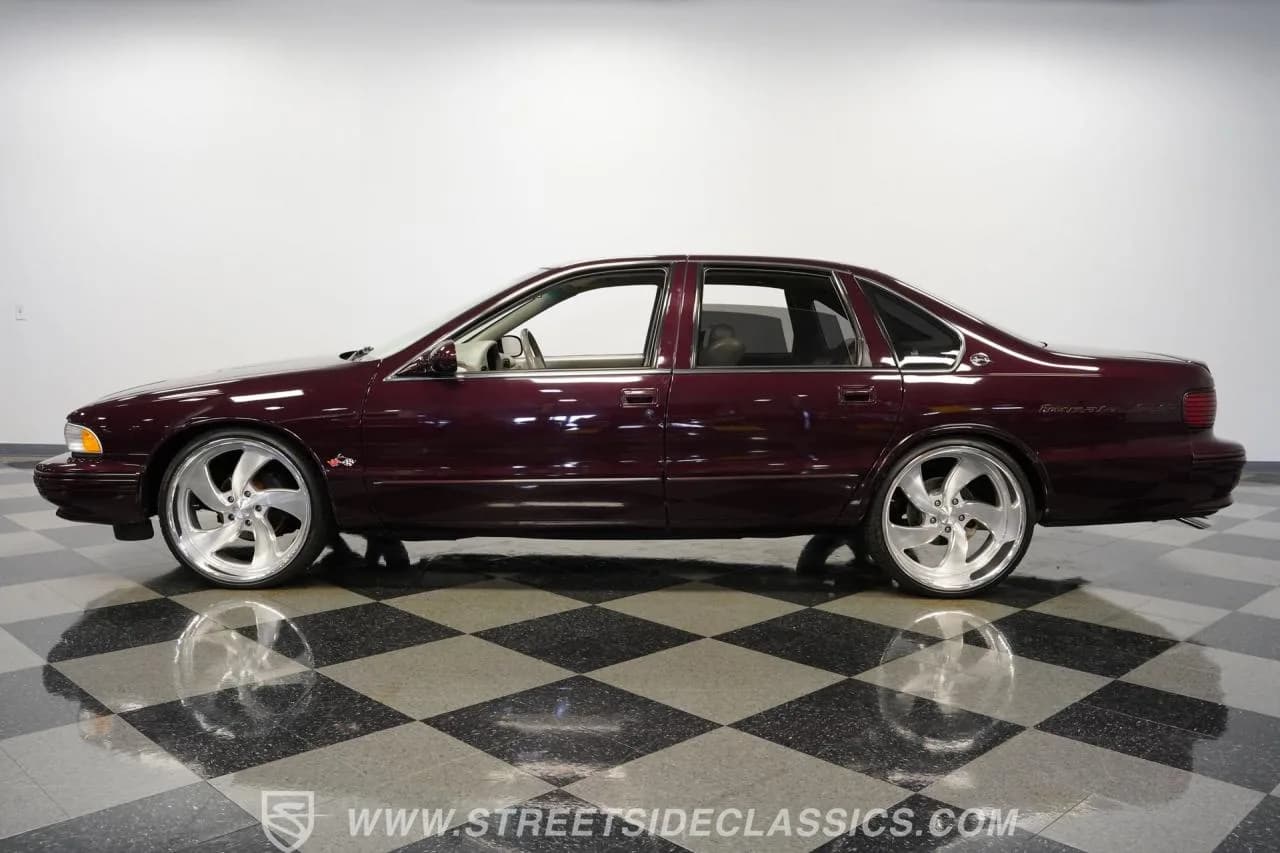 1996 Chevrolet Impala SS - Thumbnail 2