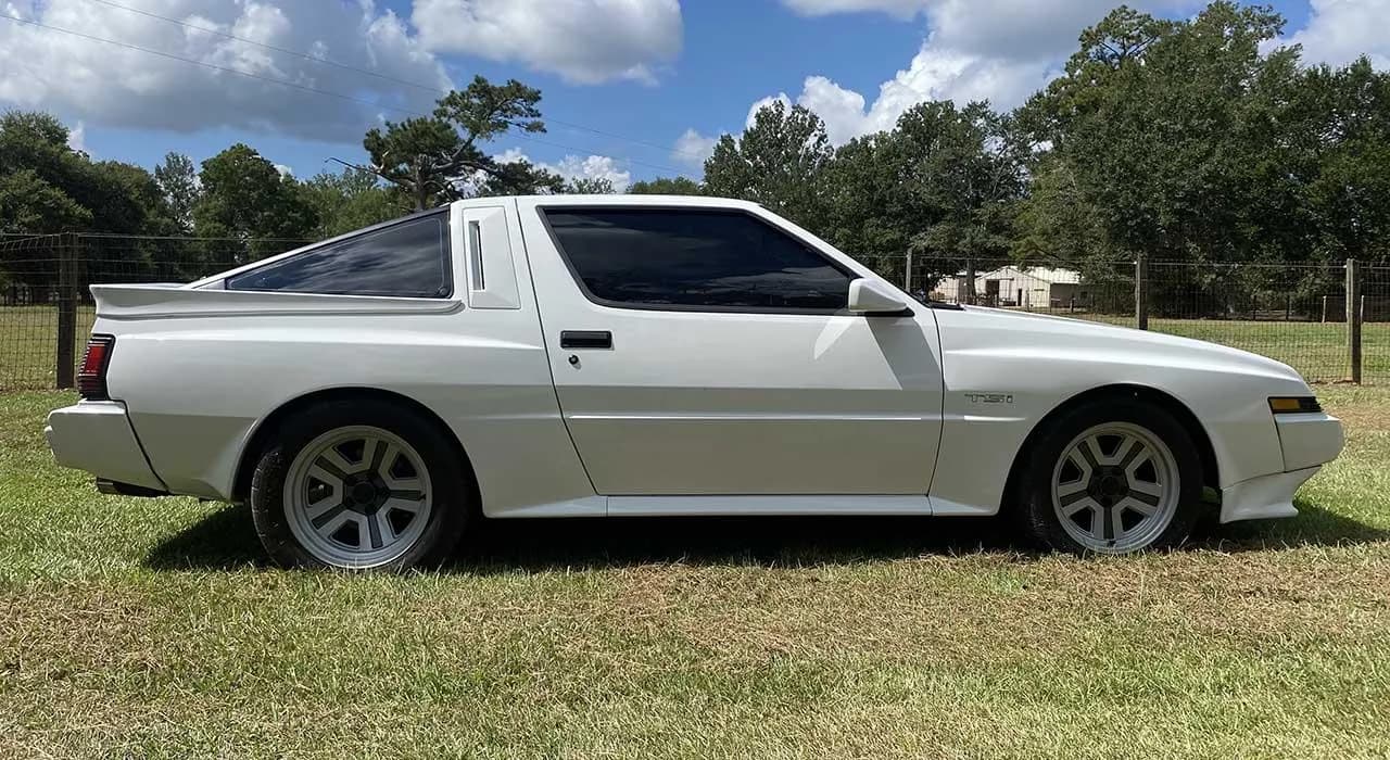 1988 Chrysler Conquest - Thumbnail 3