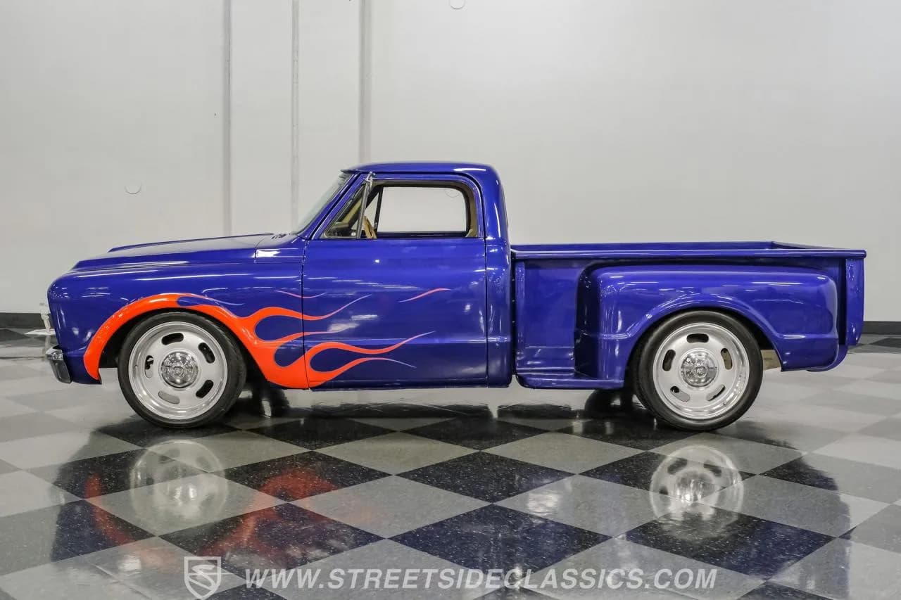 1968 Chevrolet C10 Custom Stepside - Thumbnail 7