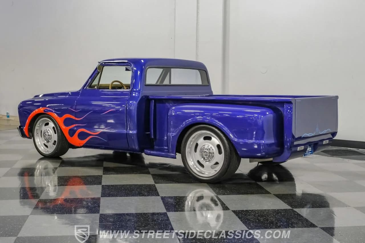 1968 Chevrolet C10 Custom Stepside - Thumbnail 8