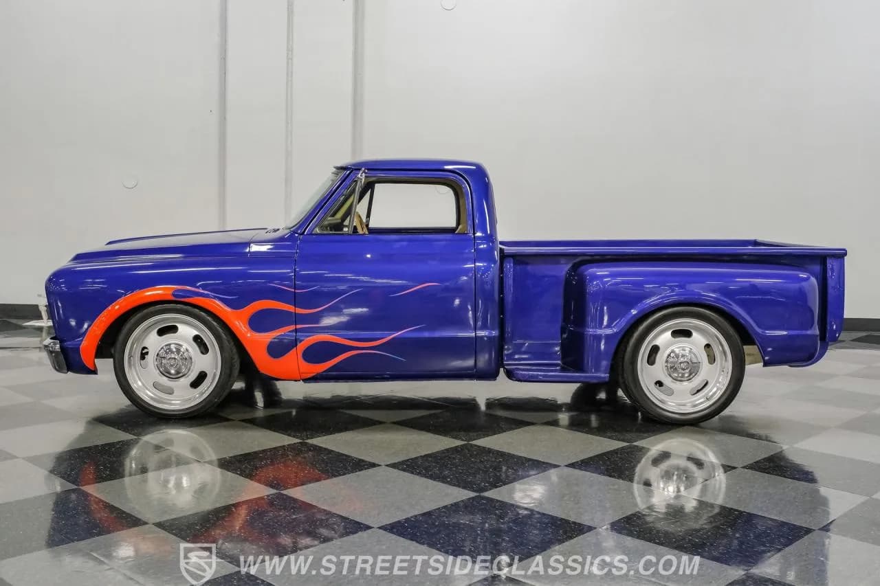 1968 Chevrolet C10 Custom Stepside - Thumbnail 2