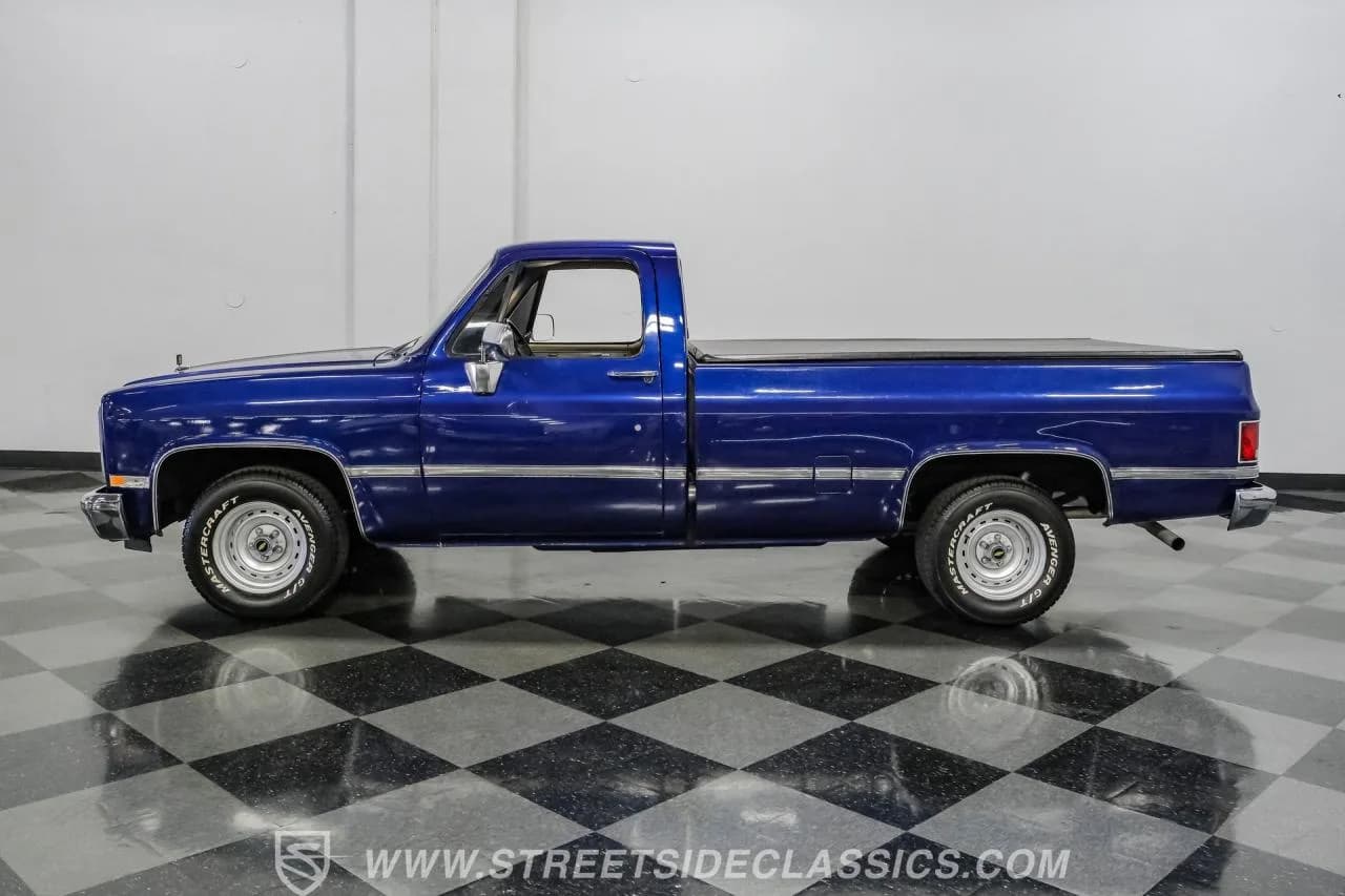 1984 Chevrolet C10 Silverado - Thumbnail 7
