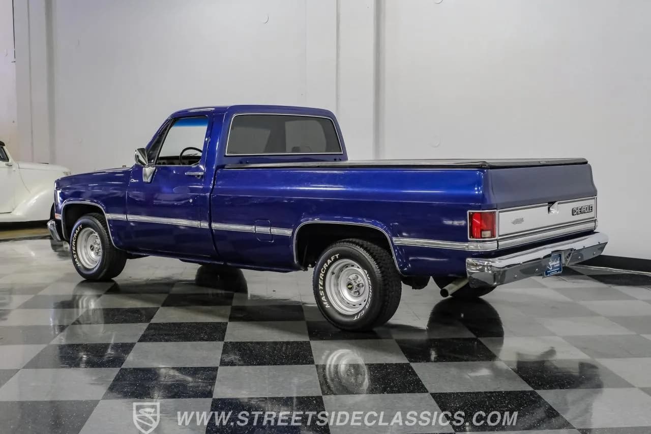 1984 Chevrolet C10 Silverado - Thumbnail 8