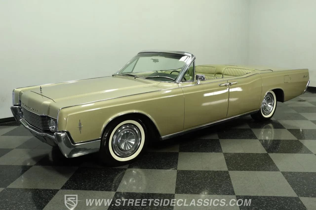 1966 Lincoln Continental Convertible - Thumbnail 6