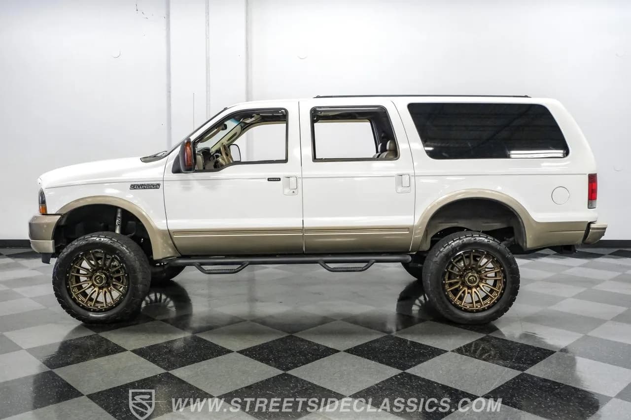 2004 Ford Excursion Eddie Bauer 4X4 6.0L Powerstroke - Thumbnail 2