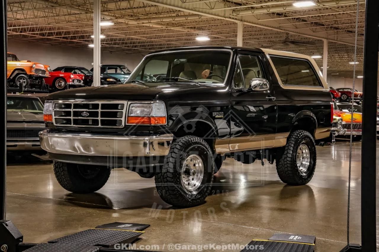 1992 Ford Bronco - Thumbnail 3