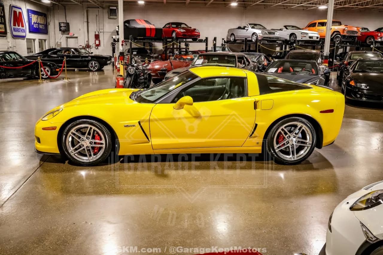2008 Chevrolet Corvette - Thumbnail 5