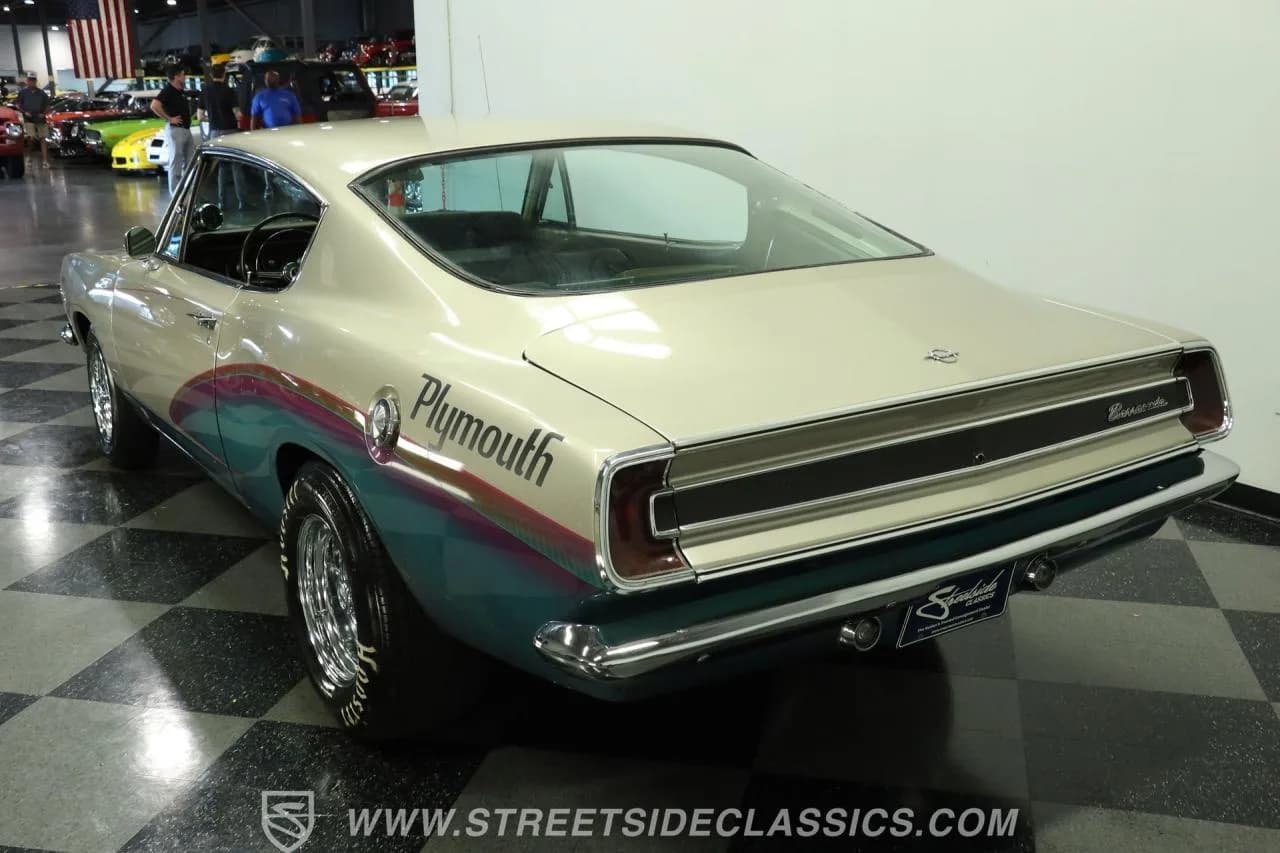 1967 Plymouth Barracuda - Thumbnail 7