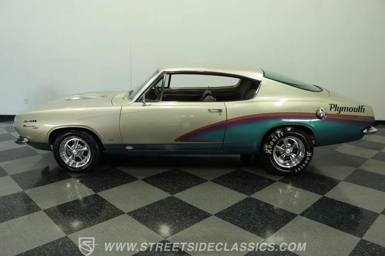 1967 Plymouth Barracuda - Thumbnail 2