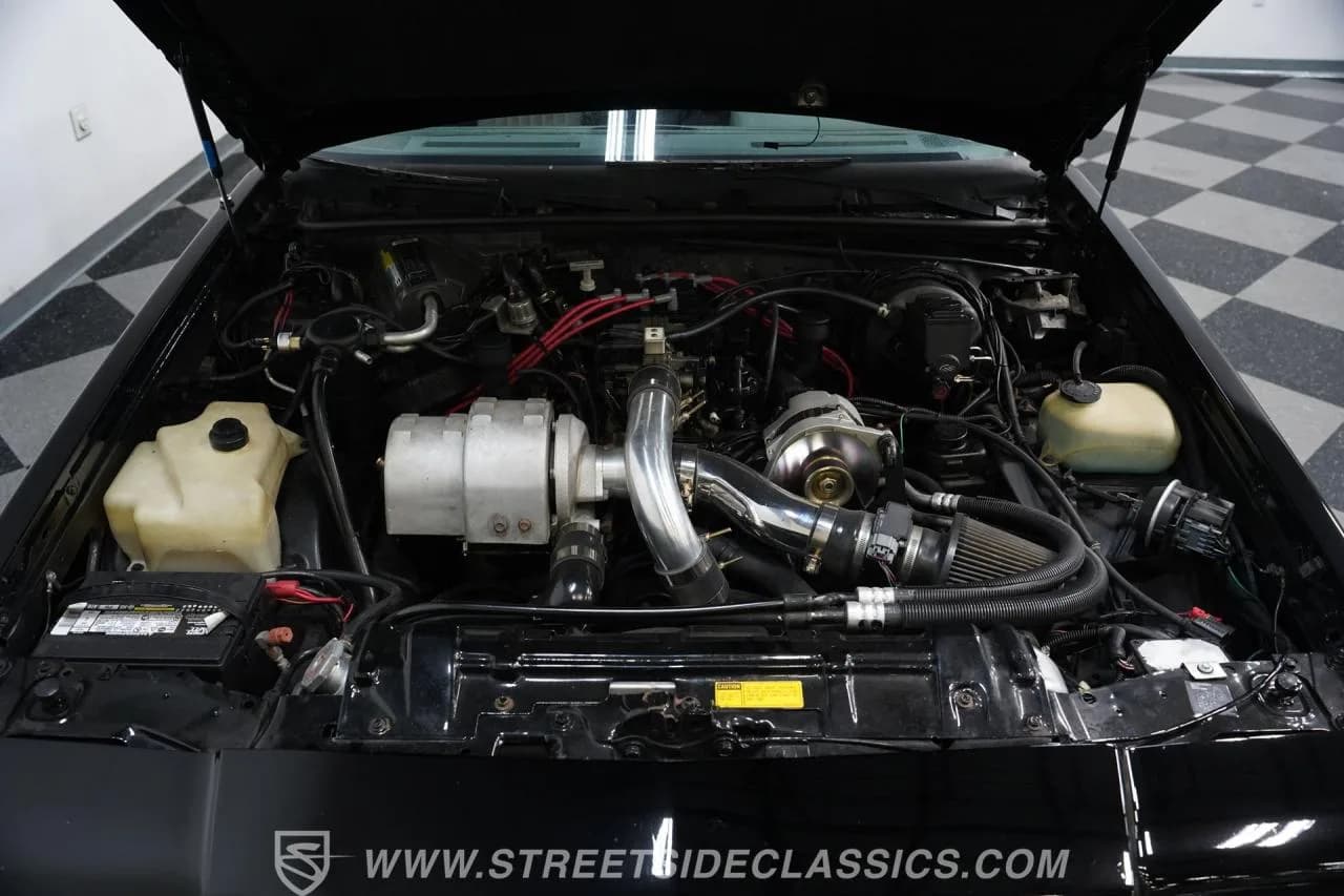 1987 Buick Grand National - Thumbnail 3