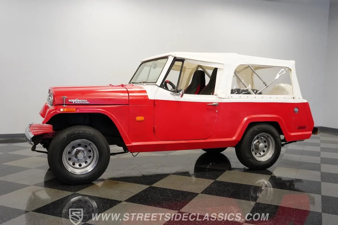 1970 Jeep Jeepster Commando - Thumbnail 6