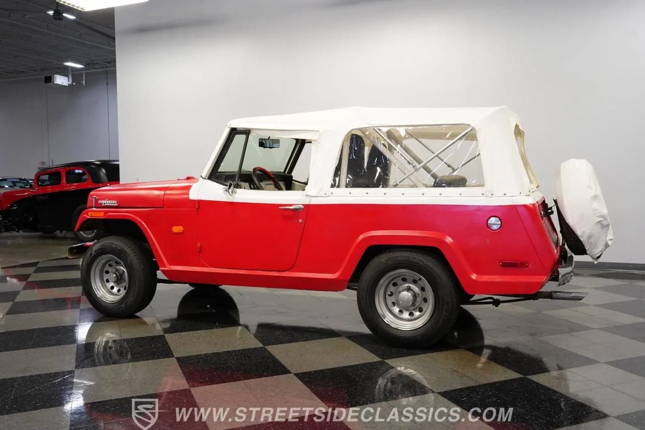 1970 Jeep Jeepster Commando - Thumbnail 8