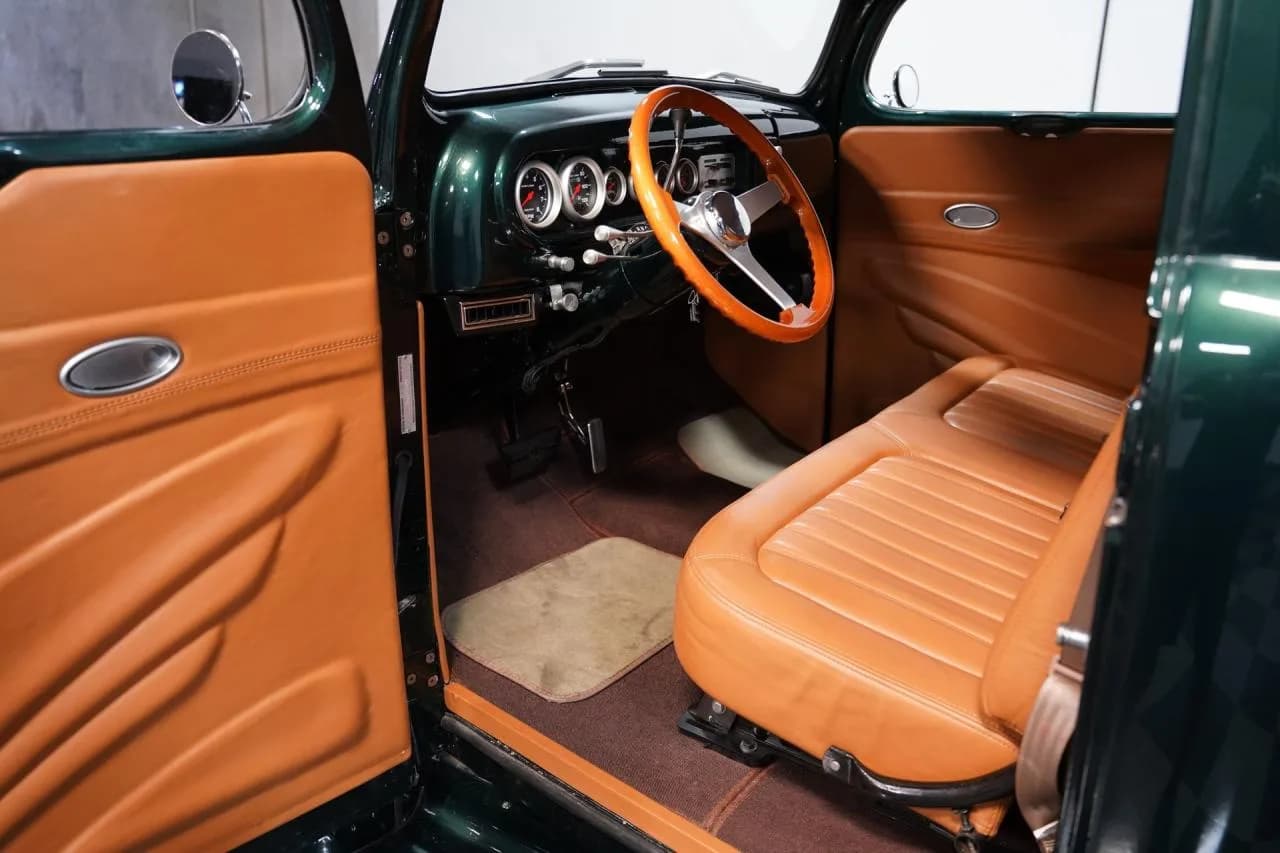 1950 Ford F-1 - Thumbnail 4