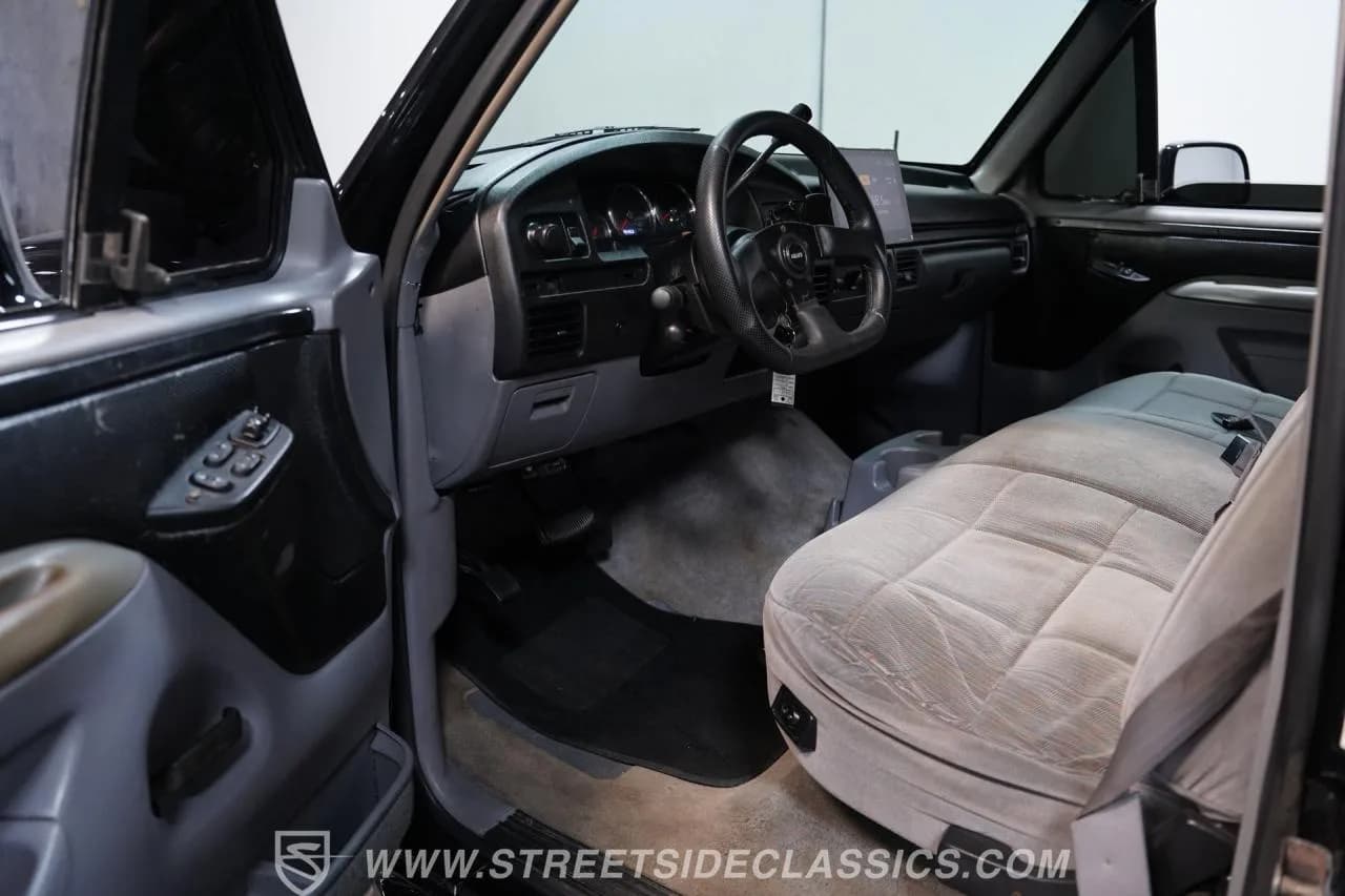 1994 Ford F-150 Flareside 6.2 LS Swapped - Thumbnail 4