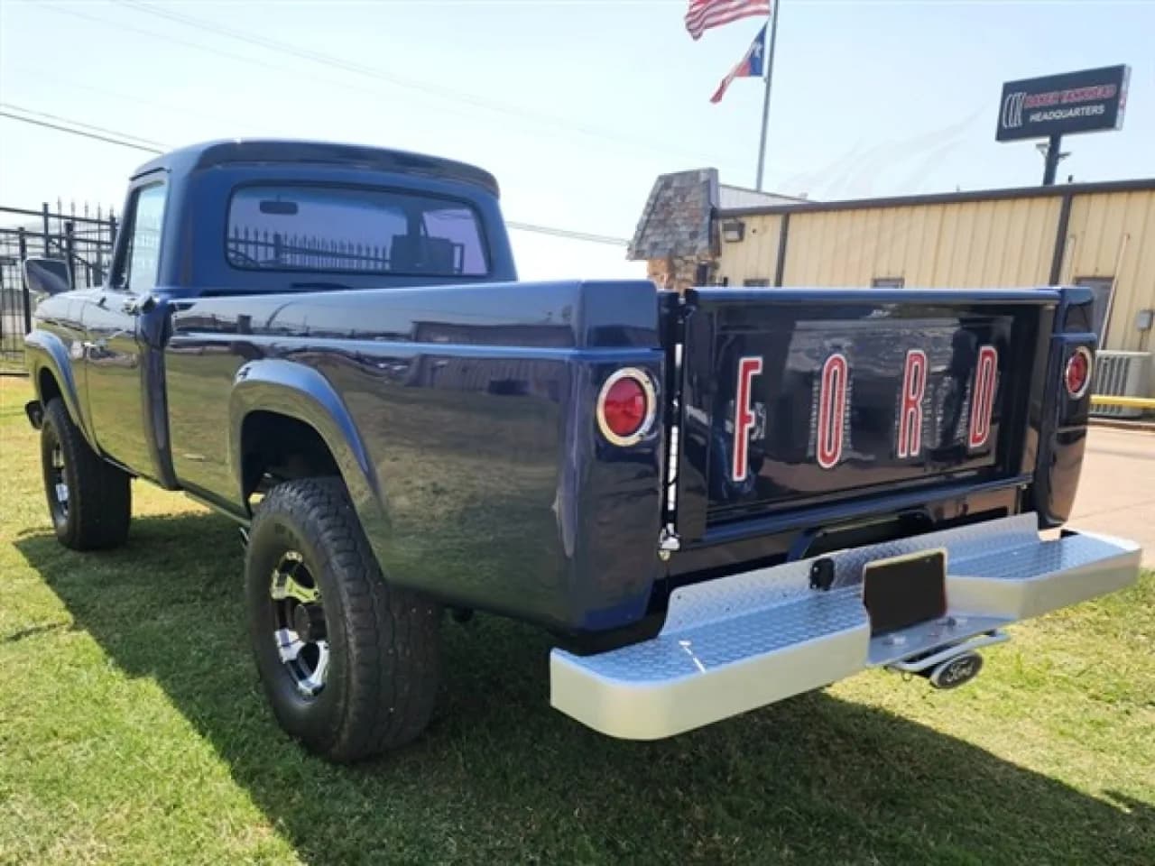 1965 Ford F250 - Thumbnail 5