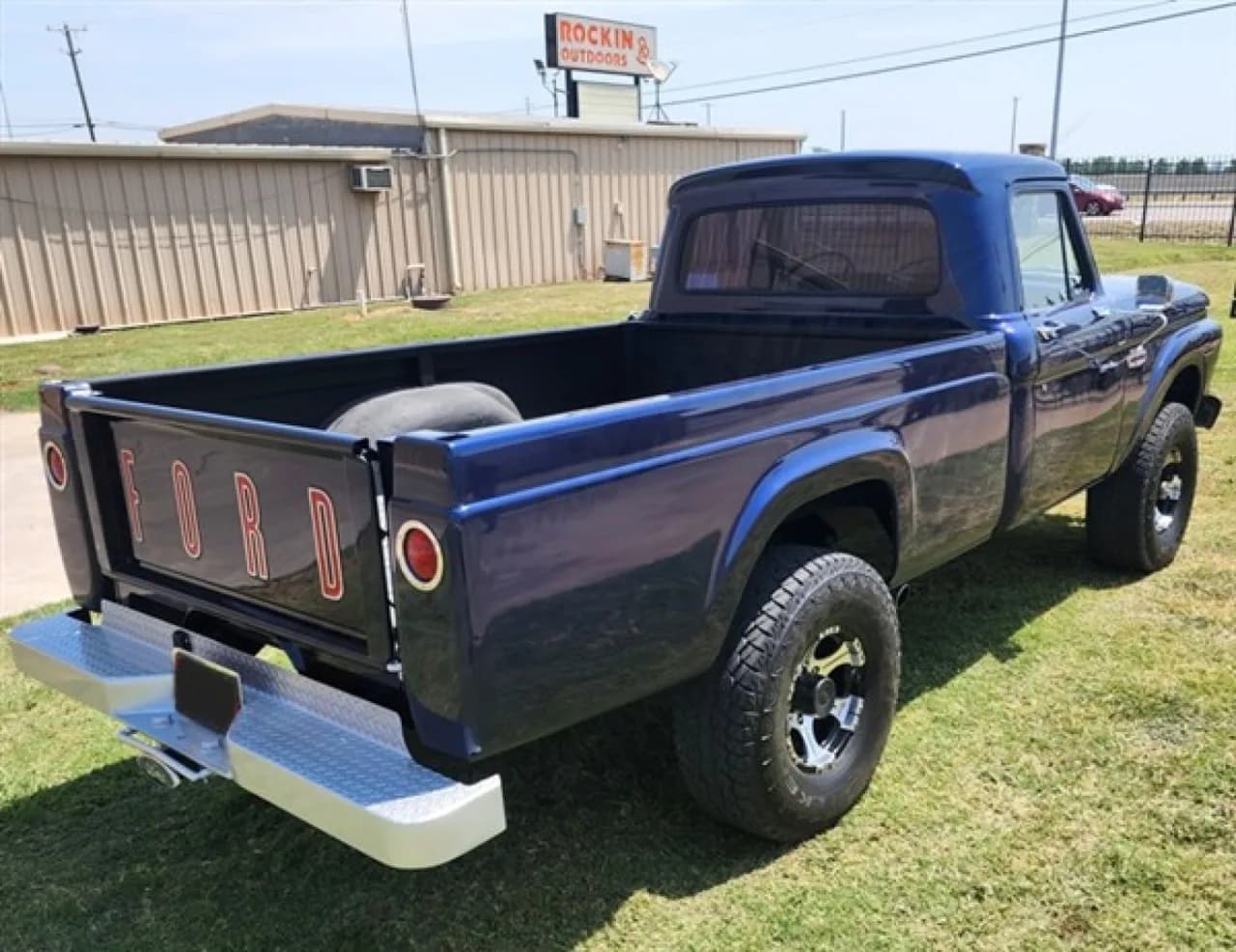 1965 Ford F250 - Thumbnail 6